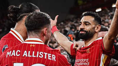 Arne Slot breaks silence on Mohamed Salah as Reds star deletes Liverpool links