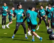 Arne Slot fears ‘really bad’ Ekitiké injury and laments missed Liverpool chances