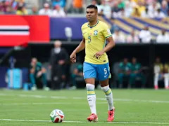 Liverpool behind only Chelsea in race for $100M Premier League midfielder