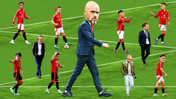 Ex-Liverpool star left baffled by three Arne Slot decisions vs Tottenham - ’Help me’