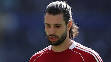 Journalist casts doubt over Liverpool regular who ‘cannot play Premier League football anymore’